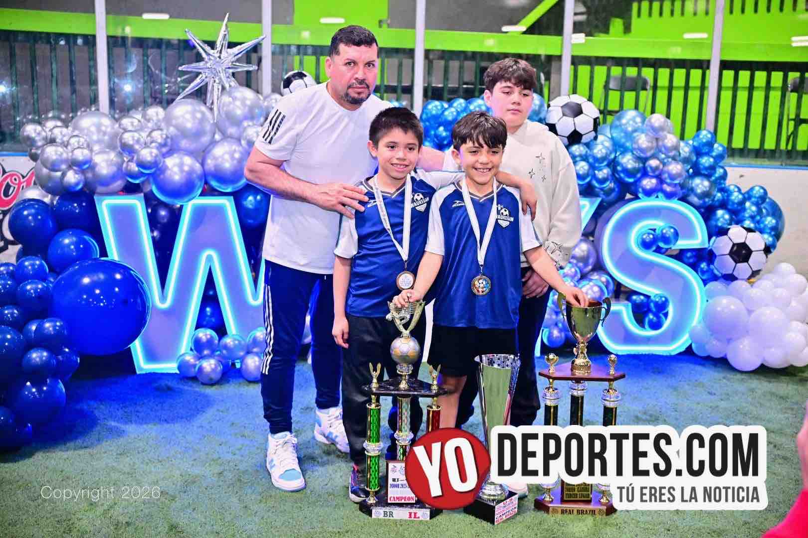 Más de mil niños premiados en tradicional Pizza Party de Waukegan WAYS