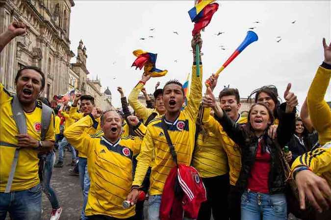 Colombia vive ambiente de fiesta en vísperas del partido con Uruguay. EFE
