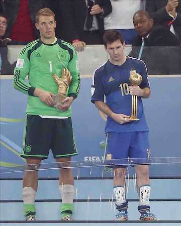 Lionel Messi gana el Balón de Oro al mejor jugador del Mundial. EFE