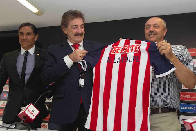 Ricardo Lavolpe arrepentido de firmar con las Chivas de Guadalajara