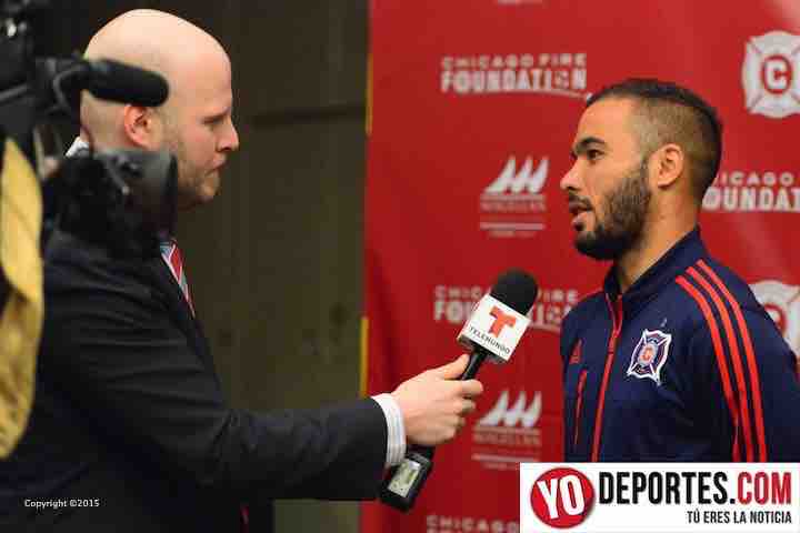 Rodrigo Arana la voz en español con Chicago Fire en ESPN Deportes