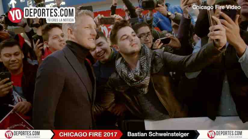 Apoteósico recibimiento a Bastian Schweinsteiger en Chicago