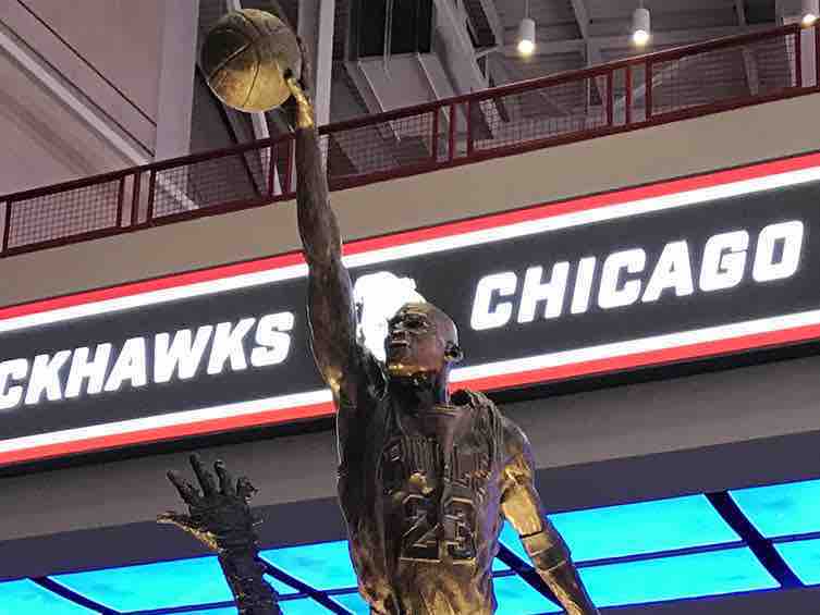 Michael Jordan regresa al United Center