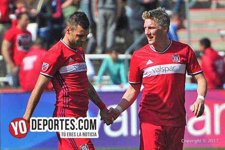 Nemanja Nikolic y Bastian Schweinsteiger al Juego de Estrellas MLS