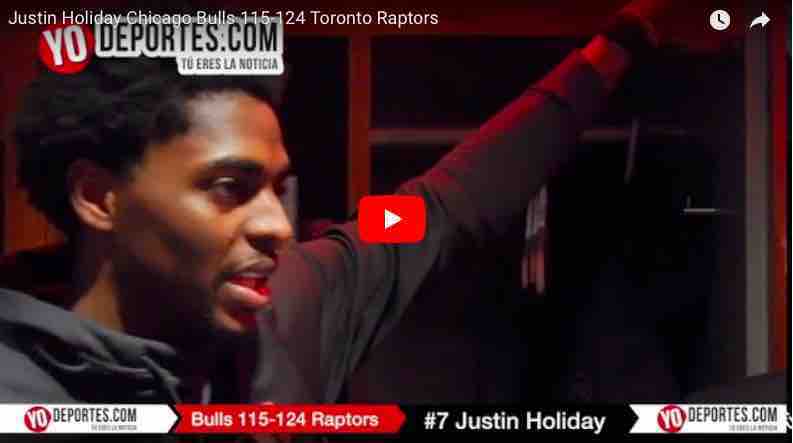 Raptors de Toronto le ganan a los Bulls en el final