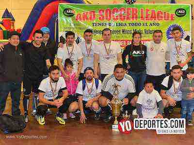 CD Fénix conquista la triple corona en AKD Soccer League