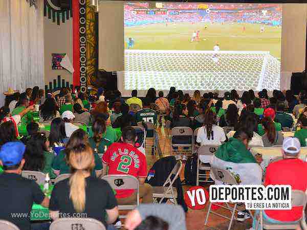 Café y pan gratis para el México-Suecia en Chitown Futbol