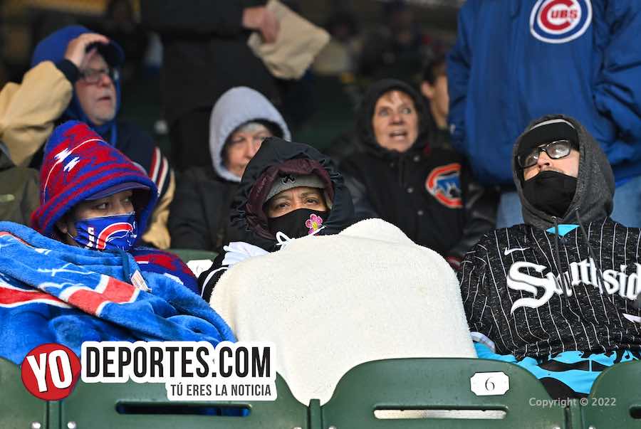 Lluviosa y fría derrota propinan White Sox a los Cubs en el Wrigley Field en la serie Crosstown Cup