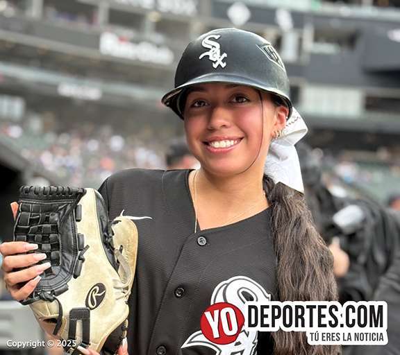 Conoce a Mia Villa la Ball Girl de los Medias Blancas