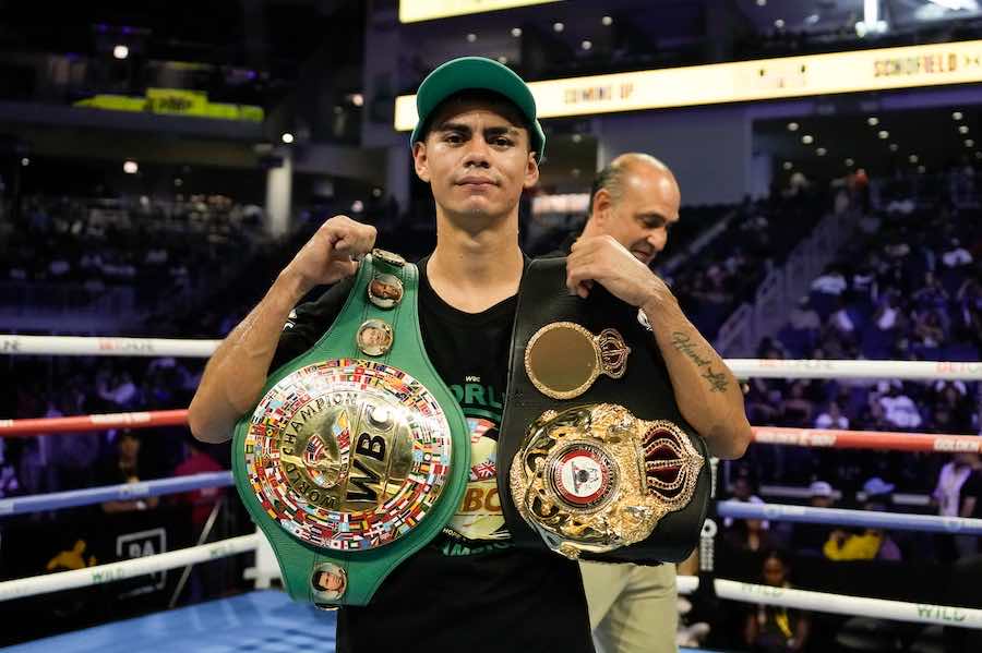 Sergio “Yoreme” Mendoza destrona a Ricardo “El Niño” Sandoval y es nuevo campeón CMB-AMB
